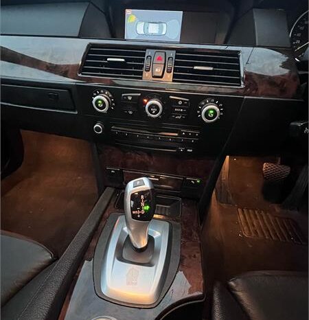 BMW 530i 2008 full